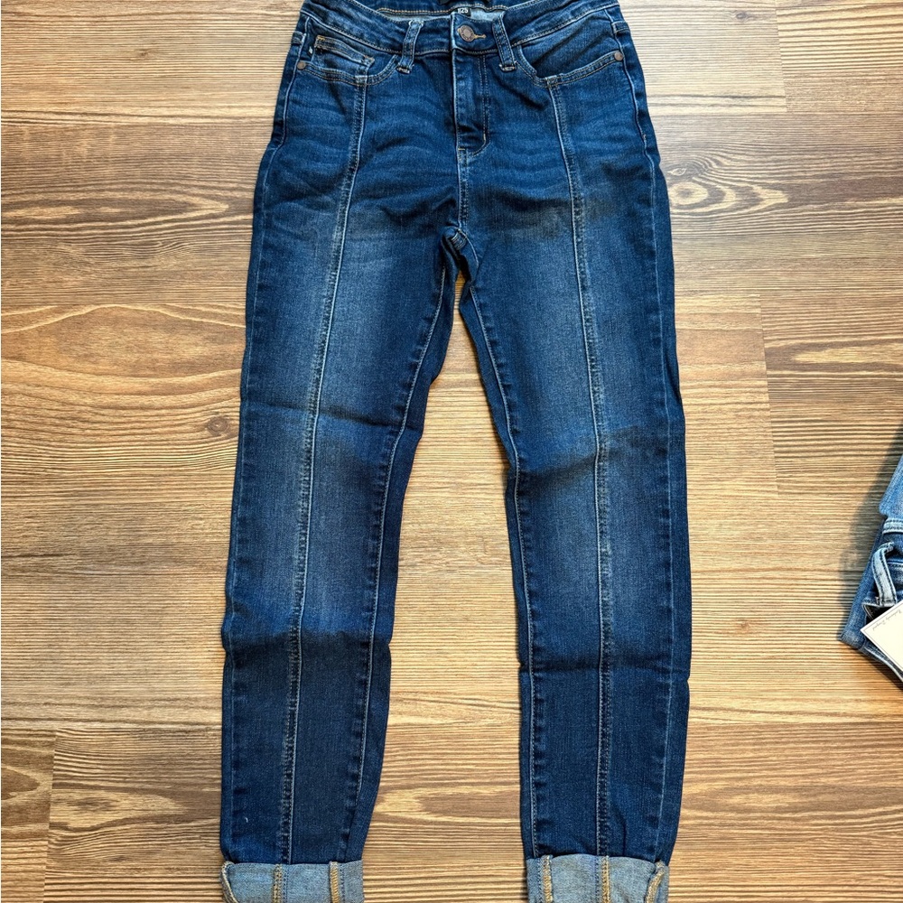 Judy Blue Skinny Jeans with extra seams